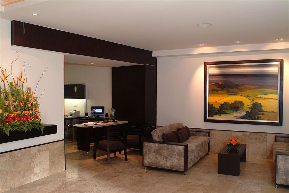 Hotel Lugano Suites 基多 外观 照片