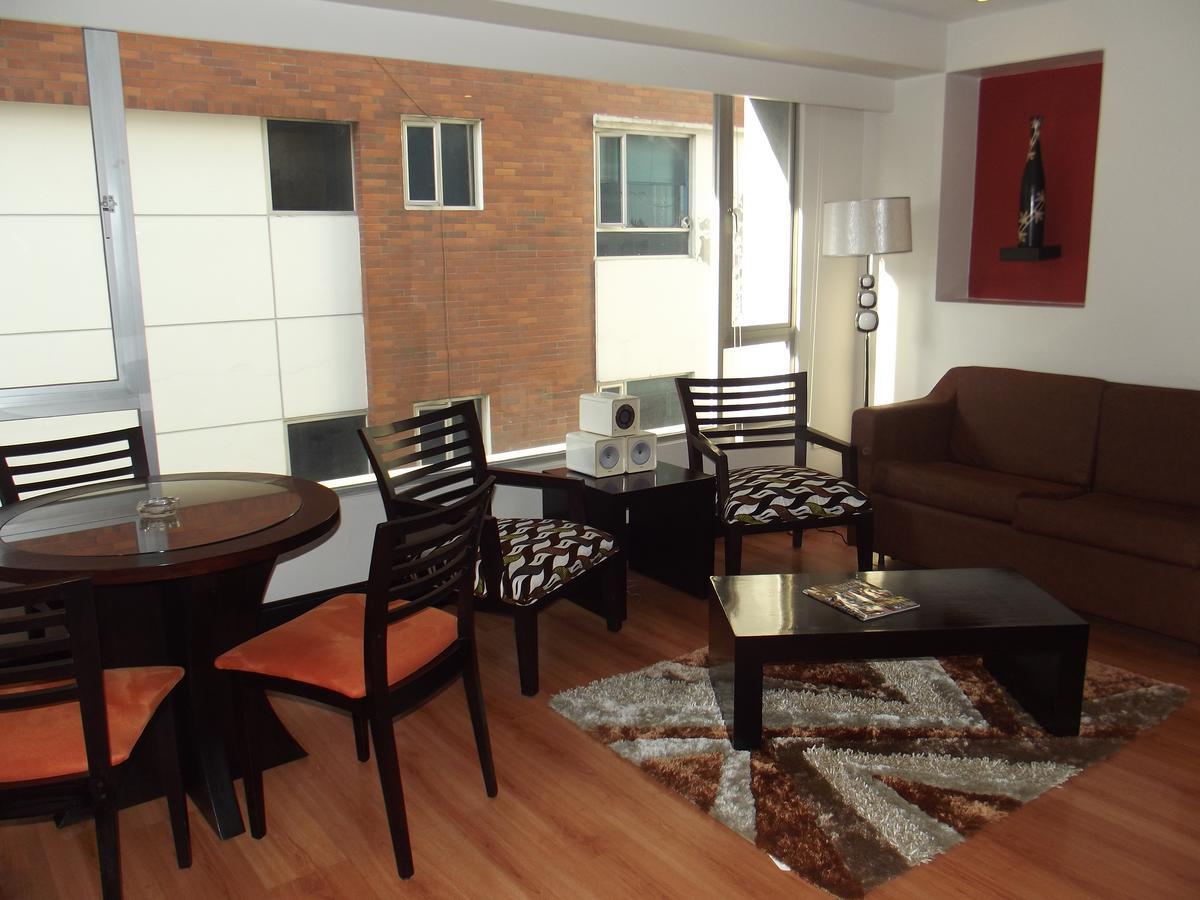 Hotel Lugano Suites 基多 外观 照片