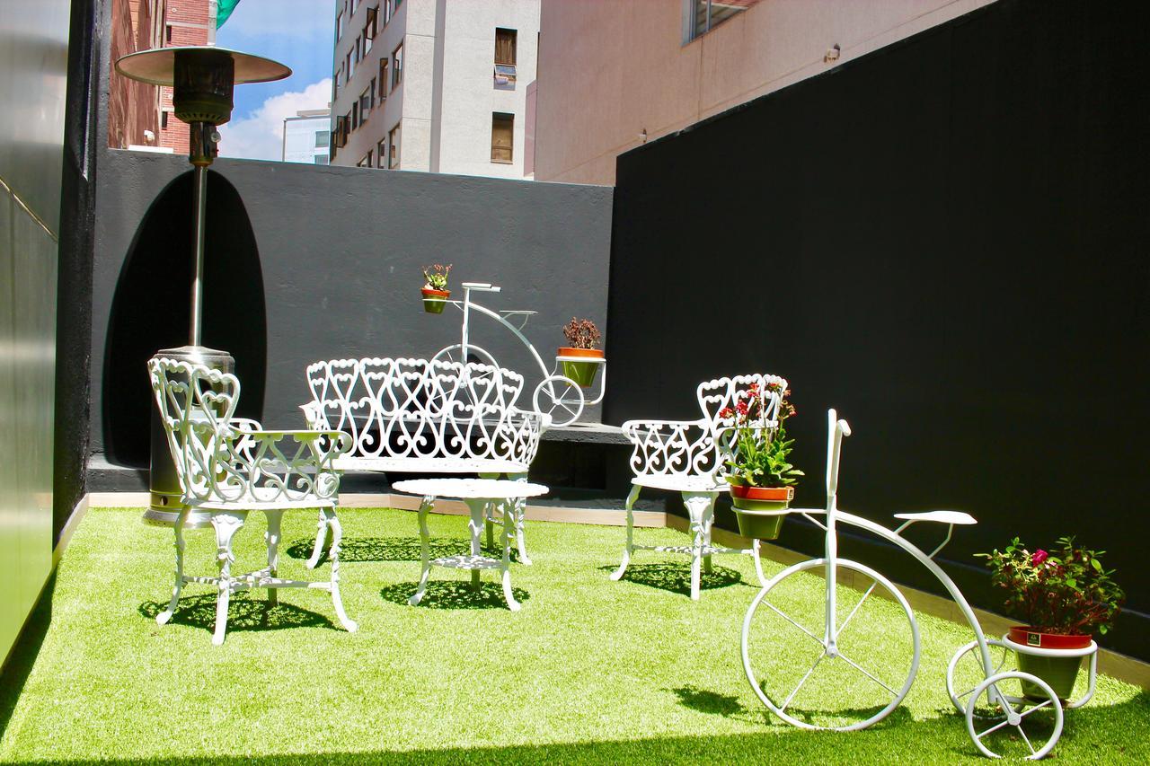 Hotel Lugano Suites 基多 外观 照片