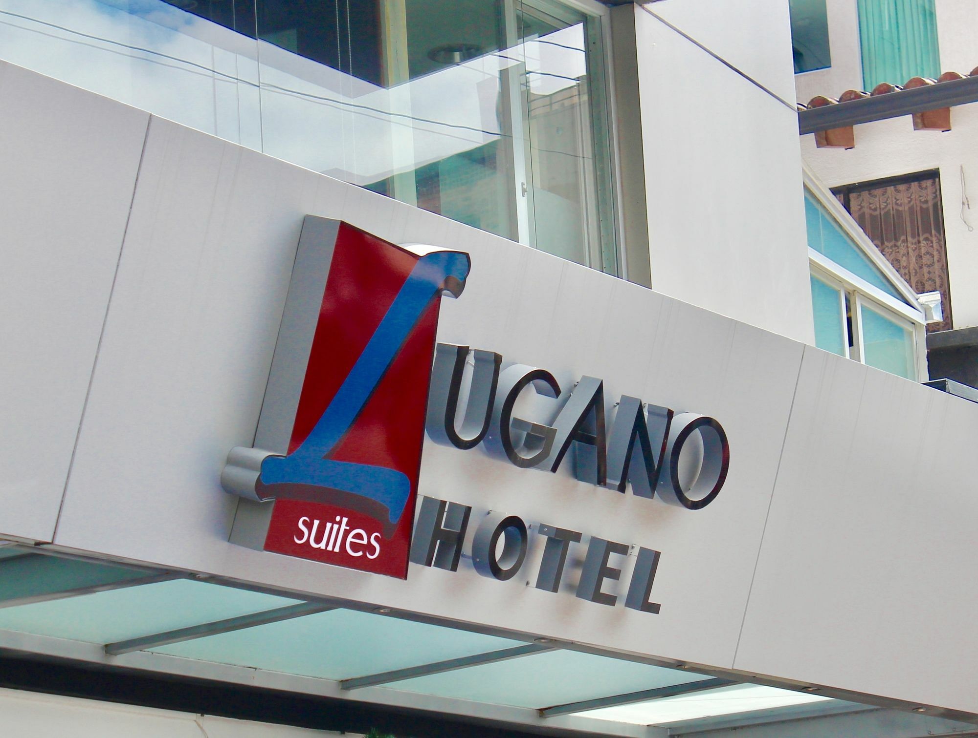 Hotel Lugano Suites 基多 外观 照片